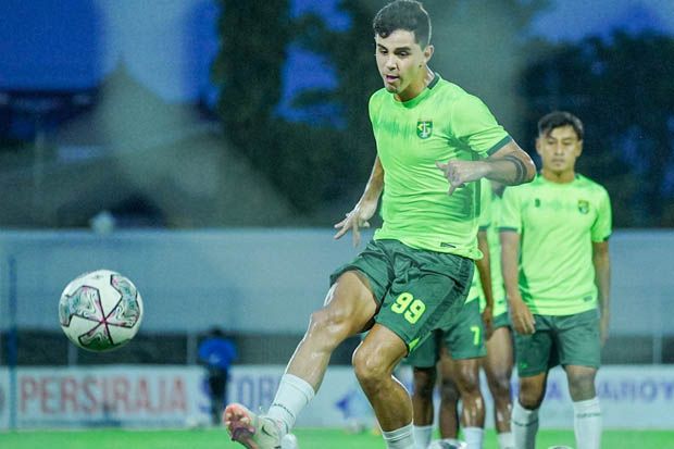 Persebaya vs Arema FC: Bajol Ijo Ancam Rusak Tren Positif Singo Edan