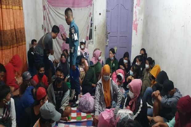 TNI AL Amankan 75 Calon Pekerja Migran Ilegal