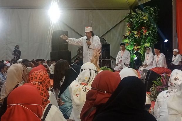 Dianggap Bermusuhan dengan Megawati Soekarnoputri, Cak Nun Bilang Begini