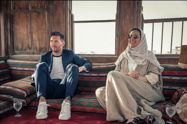 Mulai Jalankan Peran Duta Pariwisata, Messi Kunjungi Area Jeddah Lama