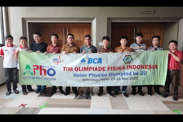 Pelajar Indonesia Raih 7 Medali dan Penghargaan di Asian Physics Olympiad 2022