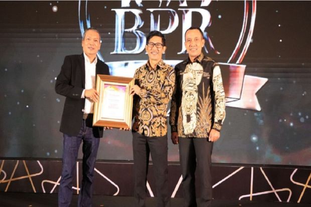 Raih Penghargaan, BPR Lestari Bali Berkomitmen Tingkatkan Pelayanan