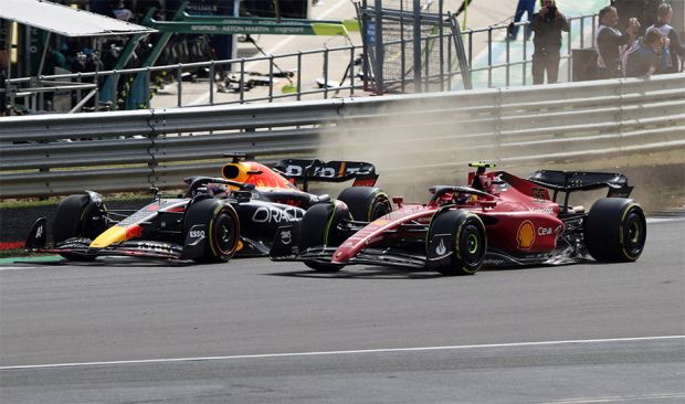Diwarnai Kecelakaan, Carlos Sainz Juara Formula 1 GP Inggris 2022