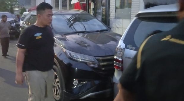 4 Mobil Tabrakan Beruntun di Dekat Tugu Adipura Medan