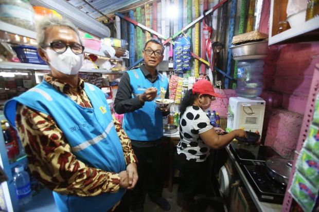 PLN dan Kemenko Perekonomian Tinjau Penerima Manfaat Kompor Induksi di Bali