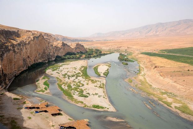 Irak Minta Turki Tingkatkan Aliran Air di Sepanjang Sungai Tigris dan Efrat