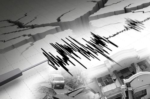 Larantuka Diguncang Gempa Magnitudo 5,7, Puluhan Pasien RSU Dievakuasi Keluar Ruangan