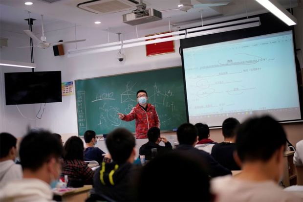 I början av nästa månad öppnar Shanghai alla skolor igen