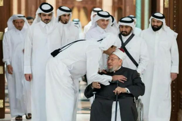 10 Kalam Indah Syaikh Yusuf Al-Qaradhawi yang Menyentuh Hati