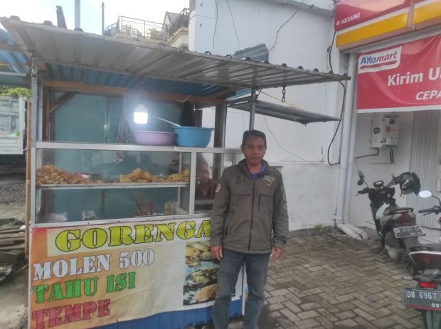 Kisah Rahmat Santoso, Penjual Molen Rp500 Sukses Bangun 2 Rumah hingga Buka Lapangan Kerja