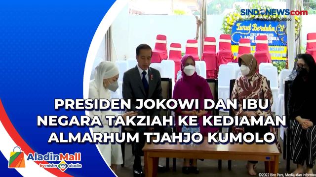 Presiden Jokowi dan Ibu Negara Takziah ke Kediaman....