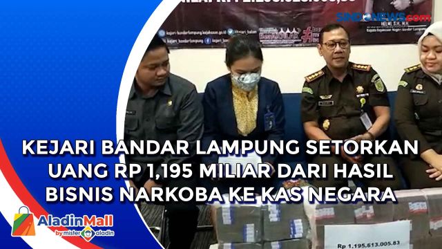 Kejari Bandar Lampung Setorkan Uang Rp 1,195 Miliar....