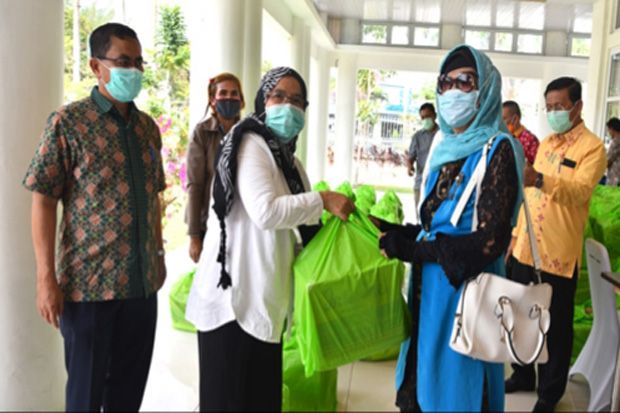 Jurnalis Dapat Bantuan Paket Sembako dari Pemprov Sumut