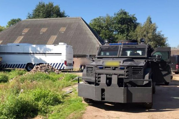 Polisi Gerebek Laboratorium Kokain Terbesar di Belanda