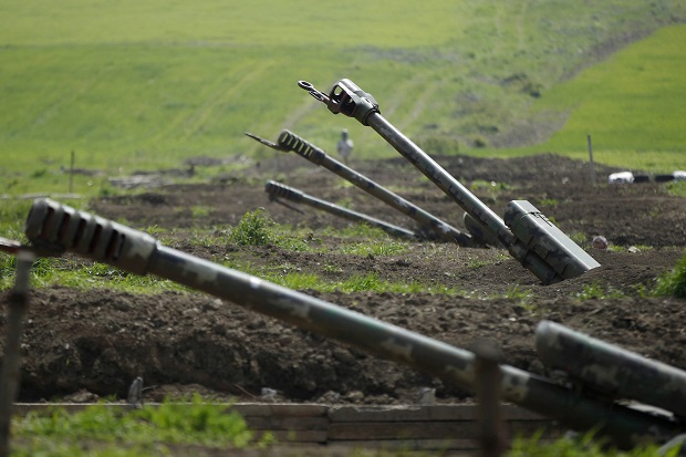 Rusia Desak Gencatan Senjata di Nagorno-Karabakh
