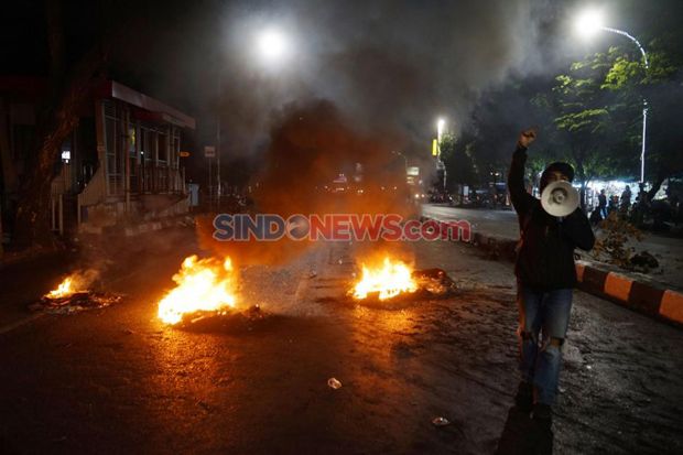 Demo Meletus di Berbagai Daerah, Satgas Ingatkan Ancaman Covid-19