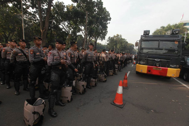 10.587 Personel Gabungan Diterjunkan Amankan Demo di Istana