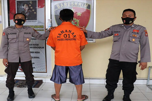 Diduga Terlibat Korupsi, Sekdes Pekon Kutawaringin Ditahan Polisi