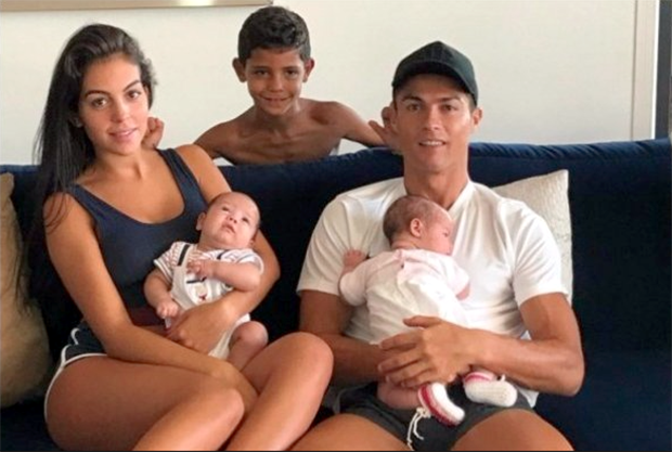 Alasan Cristiano Ronaldo Tak Kunjung Nikahi Georgina Rodriguez