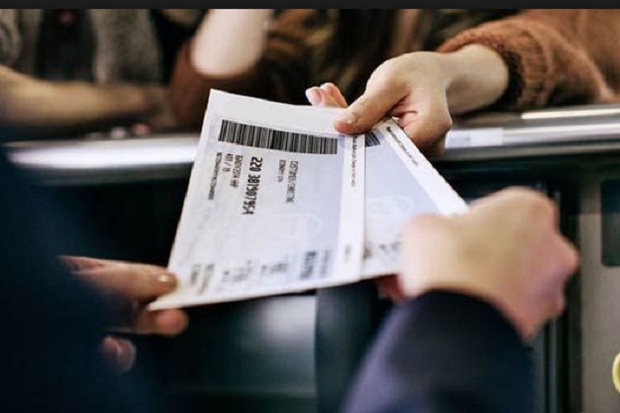 Jual Tiket Pesawat Kemurahan Kena Hukuman, Maskapai Serba Salah