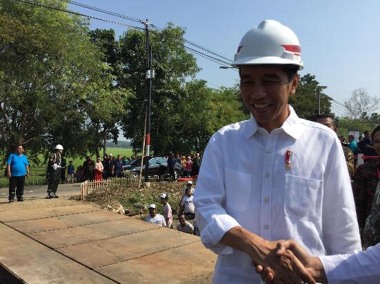 Jokowi Minta PUPR Kaji Pembangunan Bendungan di Sumba Tengah