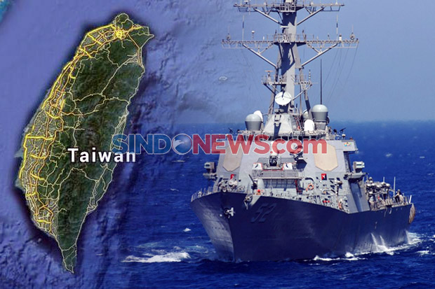 Kapal Perang AS Lintasi Selat Taiwan Setelah Peringatkan Invasi China
