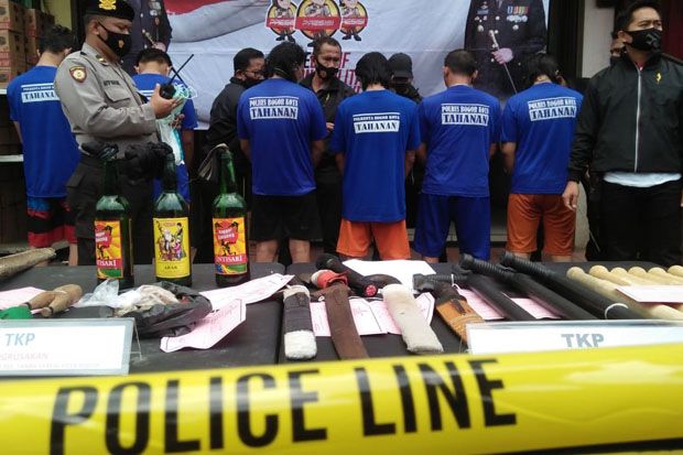 Buat Onar, 6 Anggota Ormas di Bogor Ditangkap Polisi
