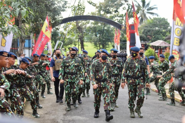 Siapkan Pasukan Terlatih, Kapolda Jateng Buka Latihan Satbrimob Polda Jateng