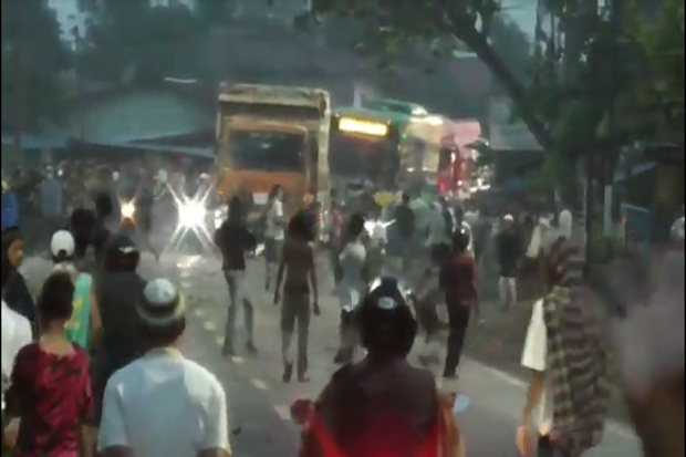 Medan Gempar, 2 Kelompok Remaja Saling Lempar Petasan Lalu Tawuran
