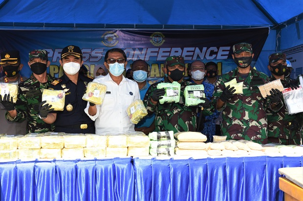 Penyelundupan 100 Kg Narkoba Dari Malaysia Digagalkan TNI AL di Muara Sungai Asahan