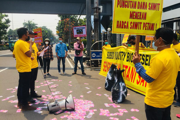 Demo KPK, Petani Minta Pemerintah Benahi Tata Kelola Sawit
