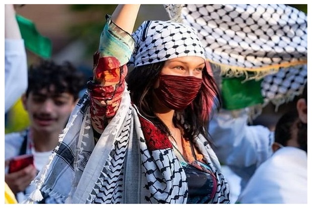 Tampil Stylish Kenakan Keffiyeh ala Bella Hadid Saat Dukung Palestina