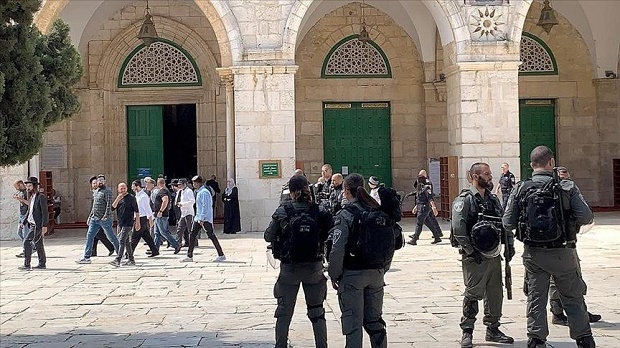 Puluhan Pemukim Israel Serbu Kompleks Al-Aqsa di Yerusalem