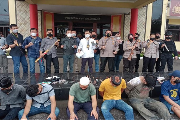 Operasi Senyap, 14 Orang Diciduk di Kampung Narkoba Tangga Buntung Palembang
