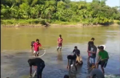 Asyik Mencuci Daging Qurban di Sungai Brantas, Pemuda Hanyut Terbawa Arus