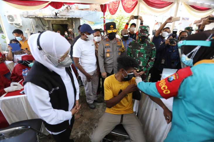 Kasus COVID-19 di Jawa Timur Belum Terkendali, Gubernur Khofifah Minta Maaf