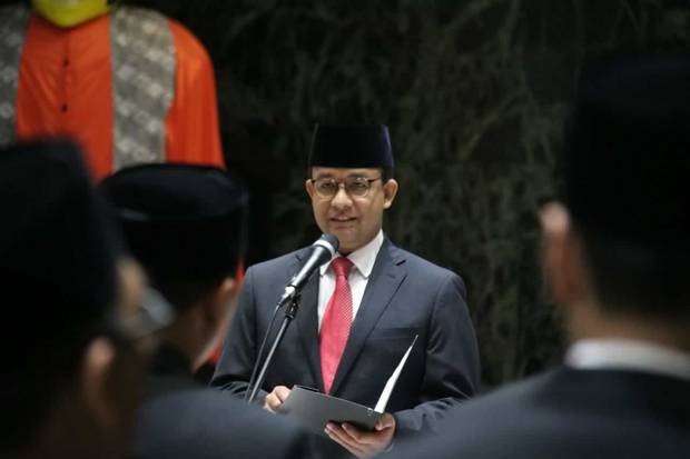 Terbitkan Kepgub, Anies Putuskan DKI Jakarta Wilayah PPKM Level 4