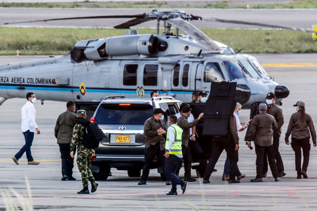Kolombia Tangkap 10 Orang Terkait Penembakan Helikopter Presiden