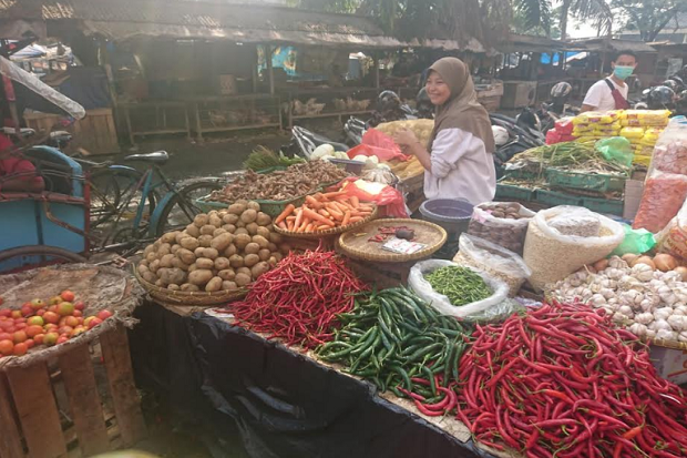 Di Pasar Rau Harga Cabe Turun Harga Tomat Naik