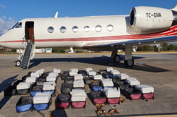 Jet Eksekutif Angkut 1,3 Ton Kokain Mendarat di Bandara Fortaleza
