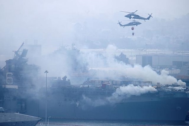 Gagal Jadi Navy SEAL, Pelaut Bakar Kapal Perang AS Senilai Rp17,2 Triliun