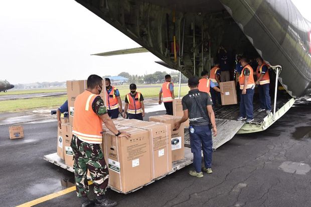 Panglima TNI Kirim Bantuan Alkes ke 2 Wilayah Sumatera