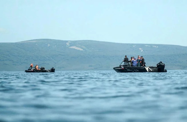 Helikopter Turis Rusia Jatuh di Danau, 8 Orang Dikhawatirkan Tewas