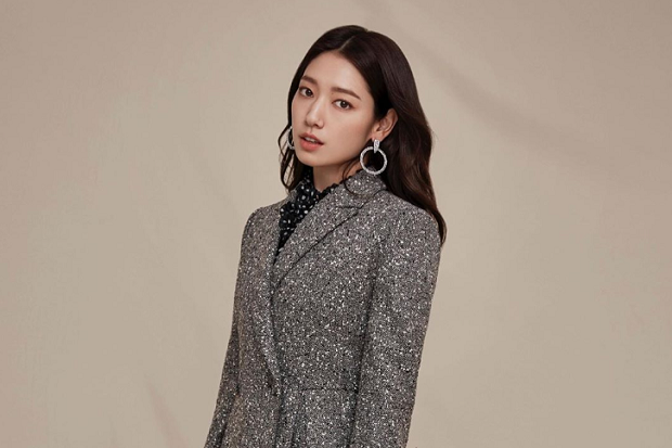 5 Fashion Style Park Shin Hye, Simpel Tapi Tetap Keren