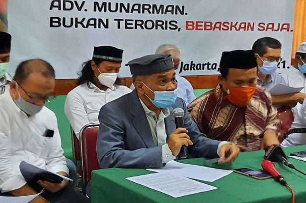 Munarman Dituding Baiat ISIS saat Seminar di Medan, Pengacara: Fasilitator Polda Sumut