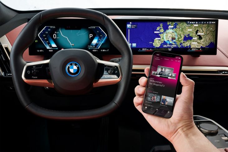 Makin Keren, BMW iX Kini Dilengkapi dengan Jaringan Seluler 5G