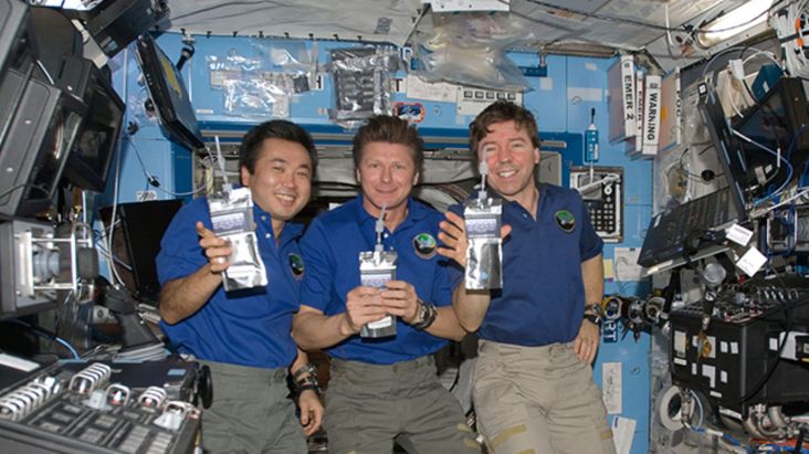 Gawat, Air Minum Buat Astronot di Stasiun Luar Angkasa Internasional Penuh dengan Bakteri