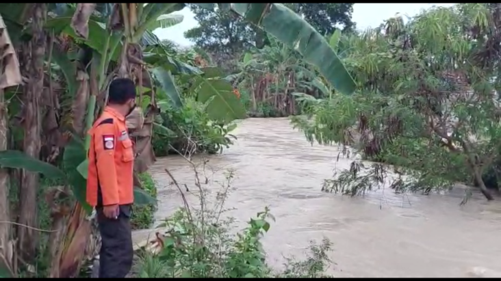 Banjir Serang Telan Korban, Bocah 11 Tahun Hilang Terseret Arus