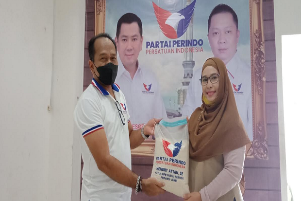 Luar Biasa! DPW Perindo Jambi Bagikan 10 Ton Beras Hasil UMKM Binaan Sendiri