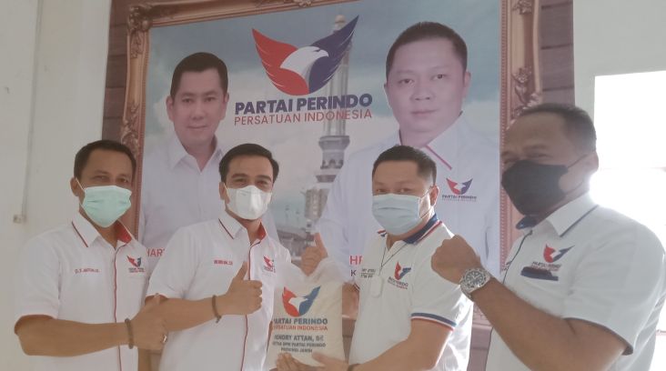 DPW Perindo Jambi Bagikan Ratusan Karung Beras di DPD Kota Jambi, Bungo dan Muarojambi